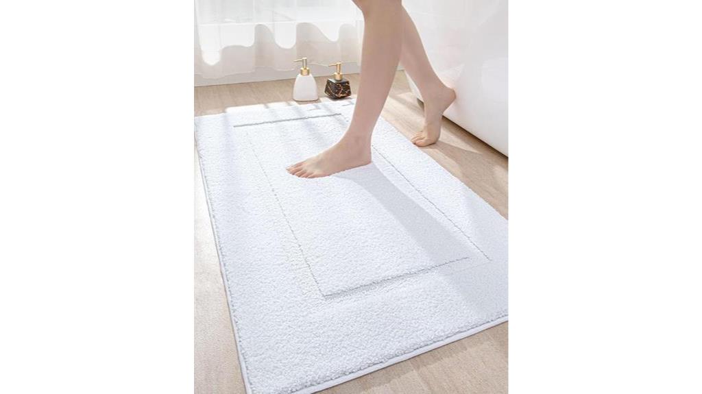 ultra absorbent white bath mat