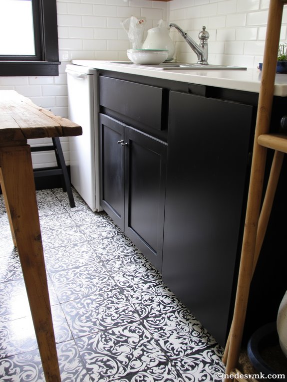 cohesive black and white flooring