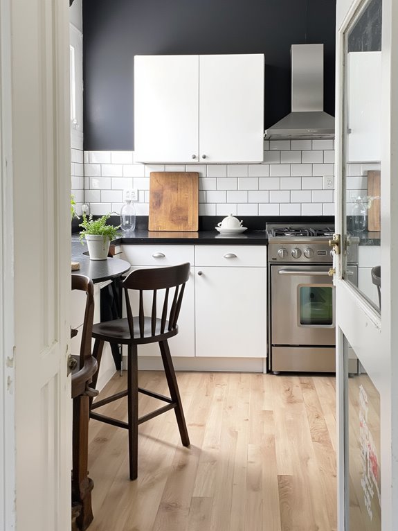 contrast balance texture essential