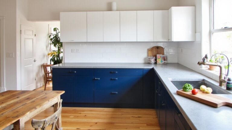 trendy two tone cabinets