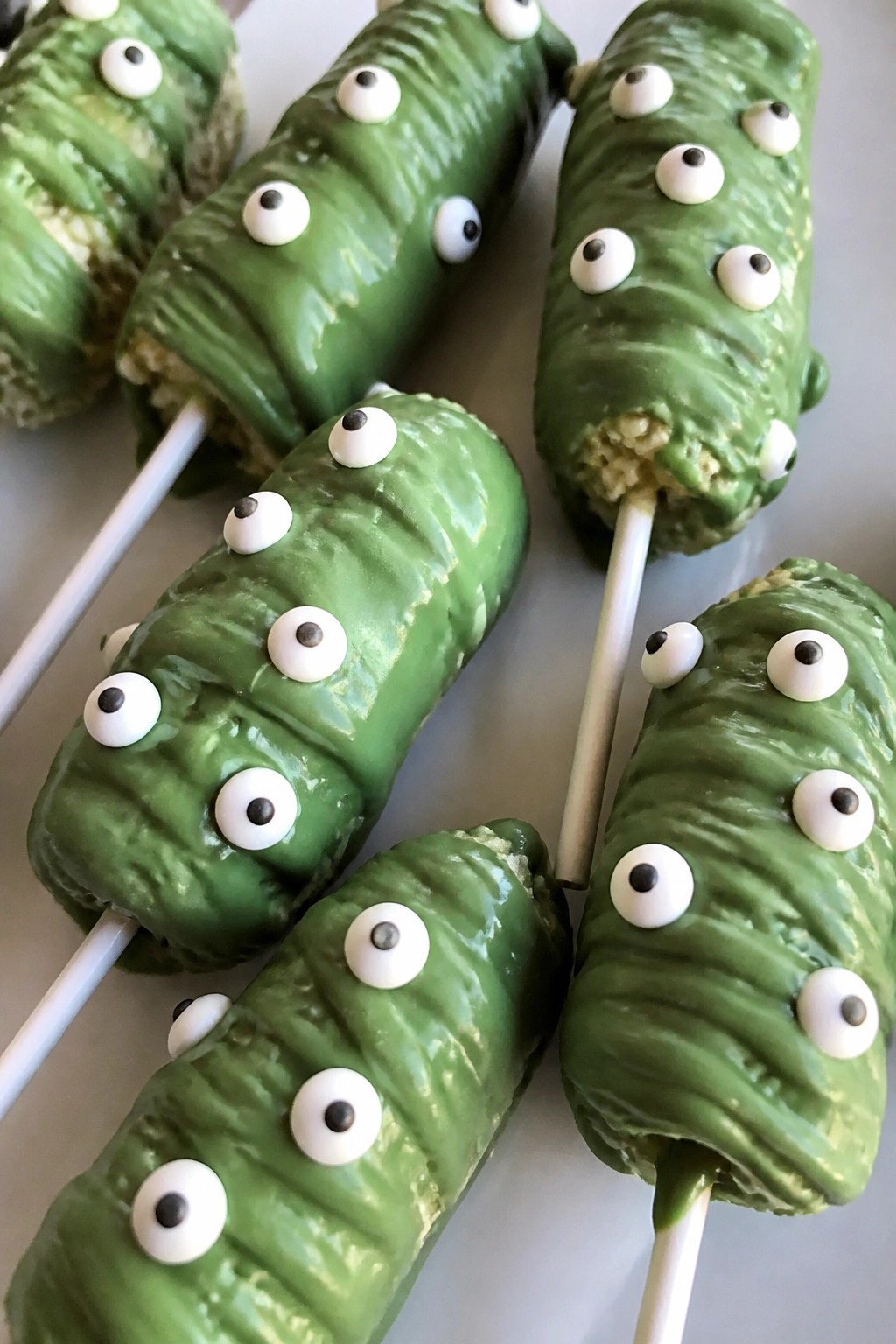 Monster Marshmallow Rice Krispie Wands