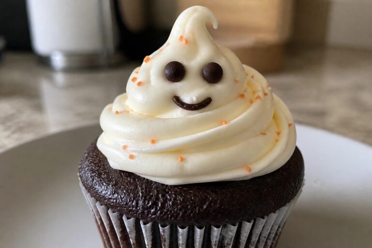 10 Halloween-Themed Dessert Ideas That Are Creepy Cute