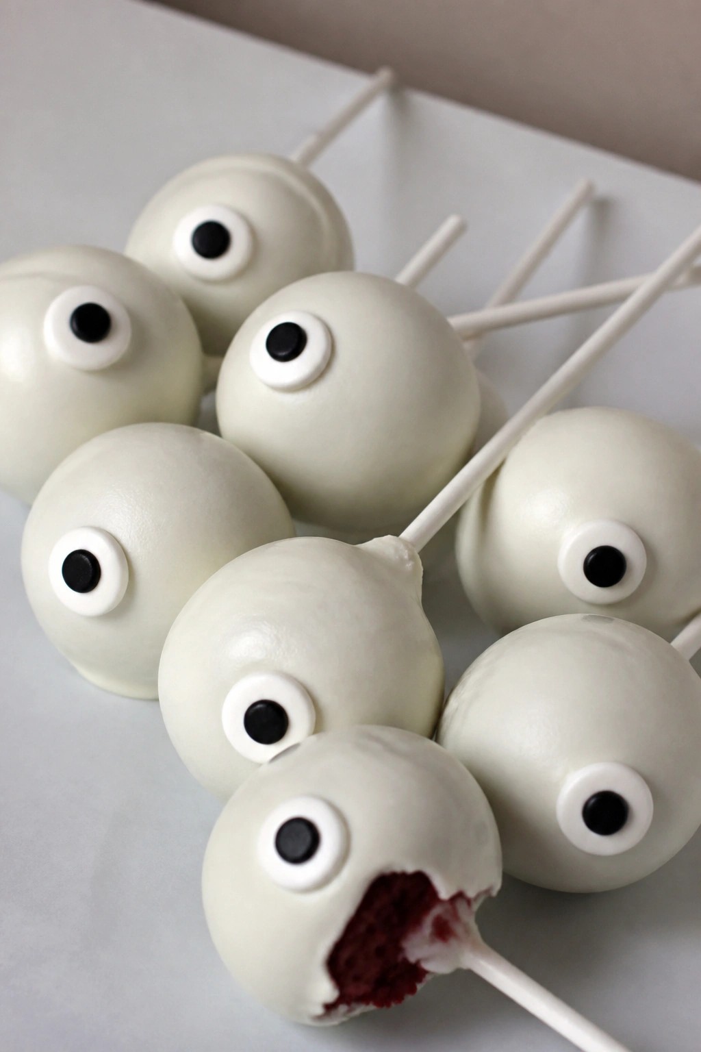 Monster Eyeball Red Velvet Cake Pops