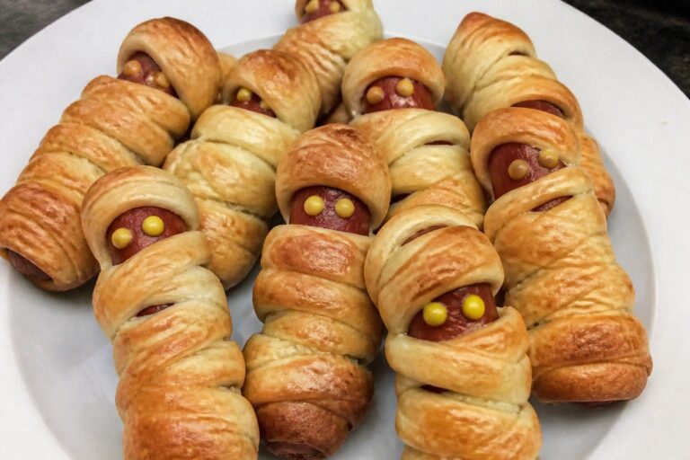 12 Easy Halloween Potluck Ideas You Can Make Fast 12 Easy Halloween Potluck Ideas You Can Make Fast