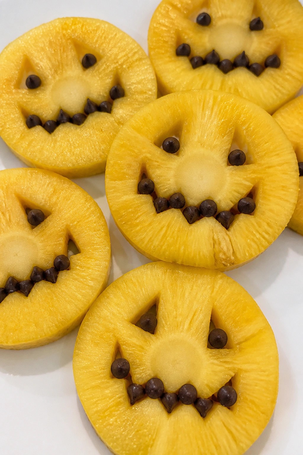 Pineapple Jack-o'-Lantern Rings