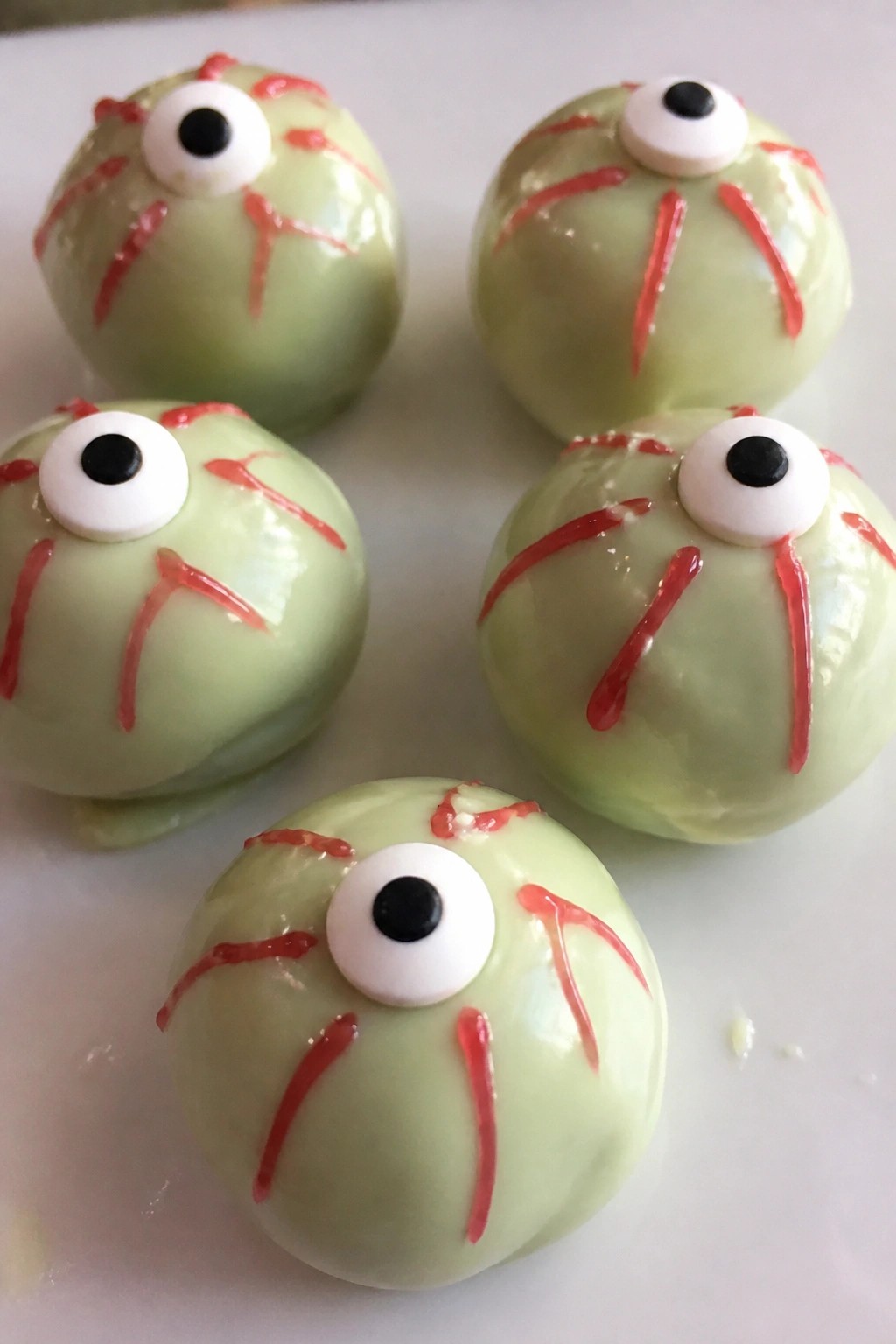Monster Eyeball Donut Holes