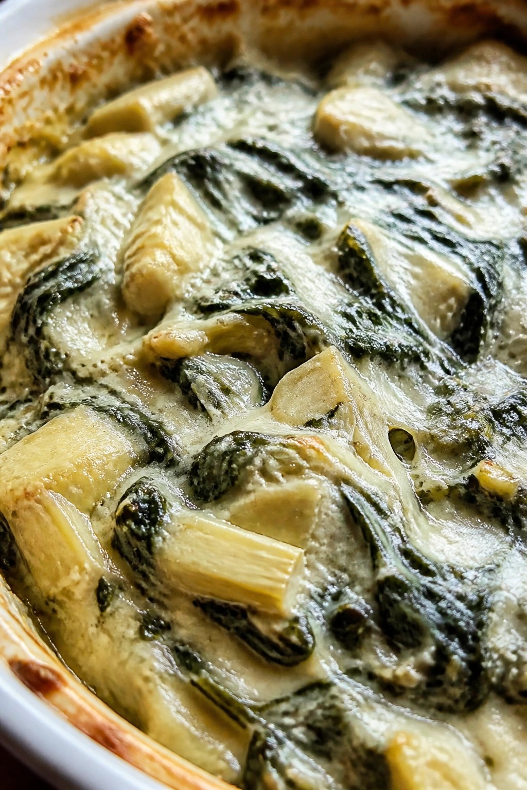 Witch’s Cauldron Spinach and Artichoke Dip