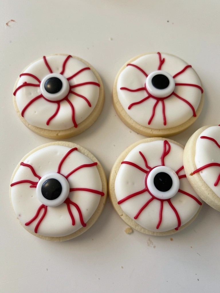Bloody Eyeball Sugar Cookies