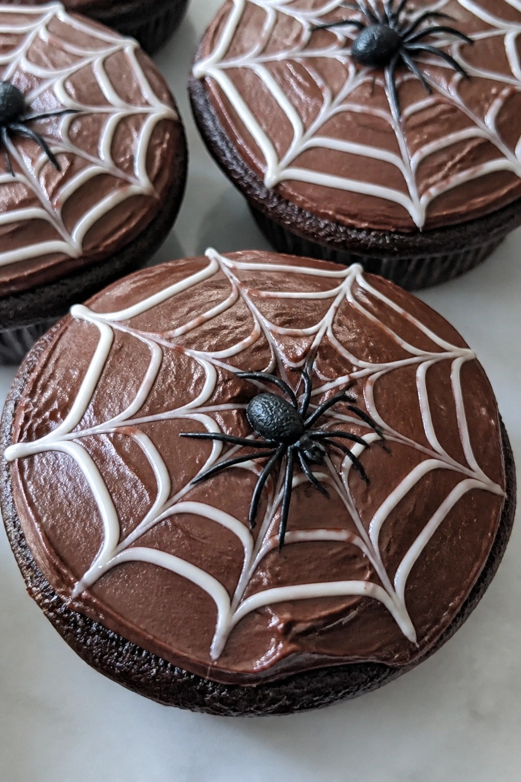 Chocolate Spiderweb Cupcakes