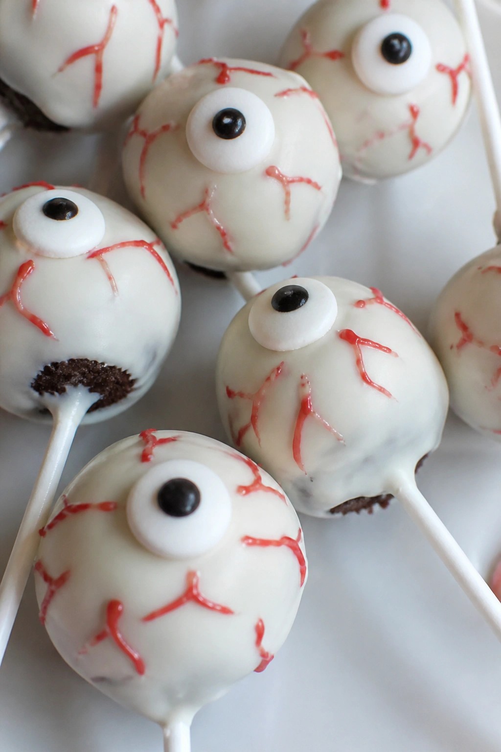 Monster Eyeball Cake Pops