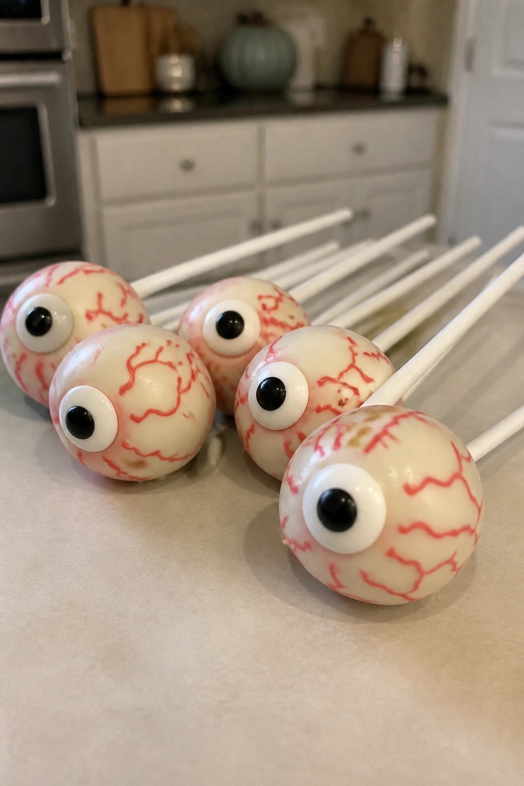 Monster Eyeball Cake Pops