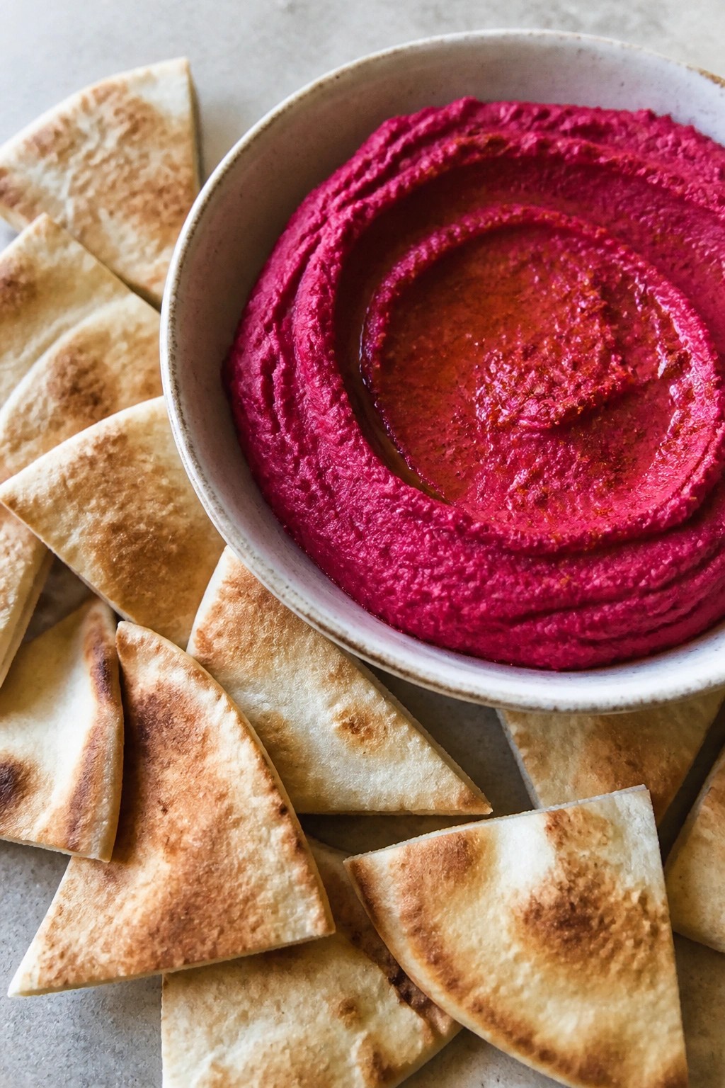 Bloody Beet Hummus with Pita Wedges